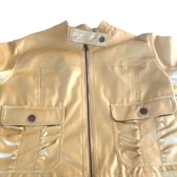 The Liberty Collection vegan leather gold jacket with 2 front pockets NWT - Picture 10 of 16